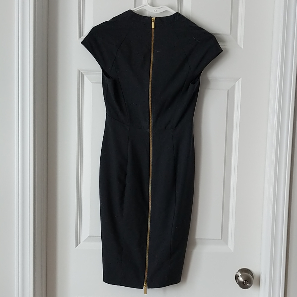 Banana Republic V neck midi dress